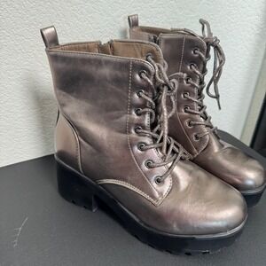 Indulge Combat Boots Womens 9 Pewter Metallic Lug Sole Platform Lace Up Zip Edgy